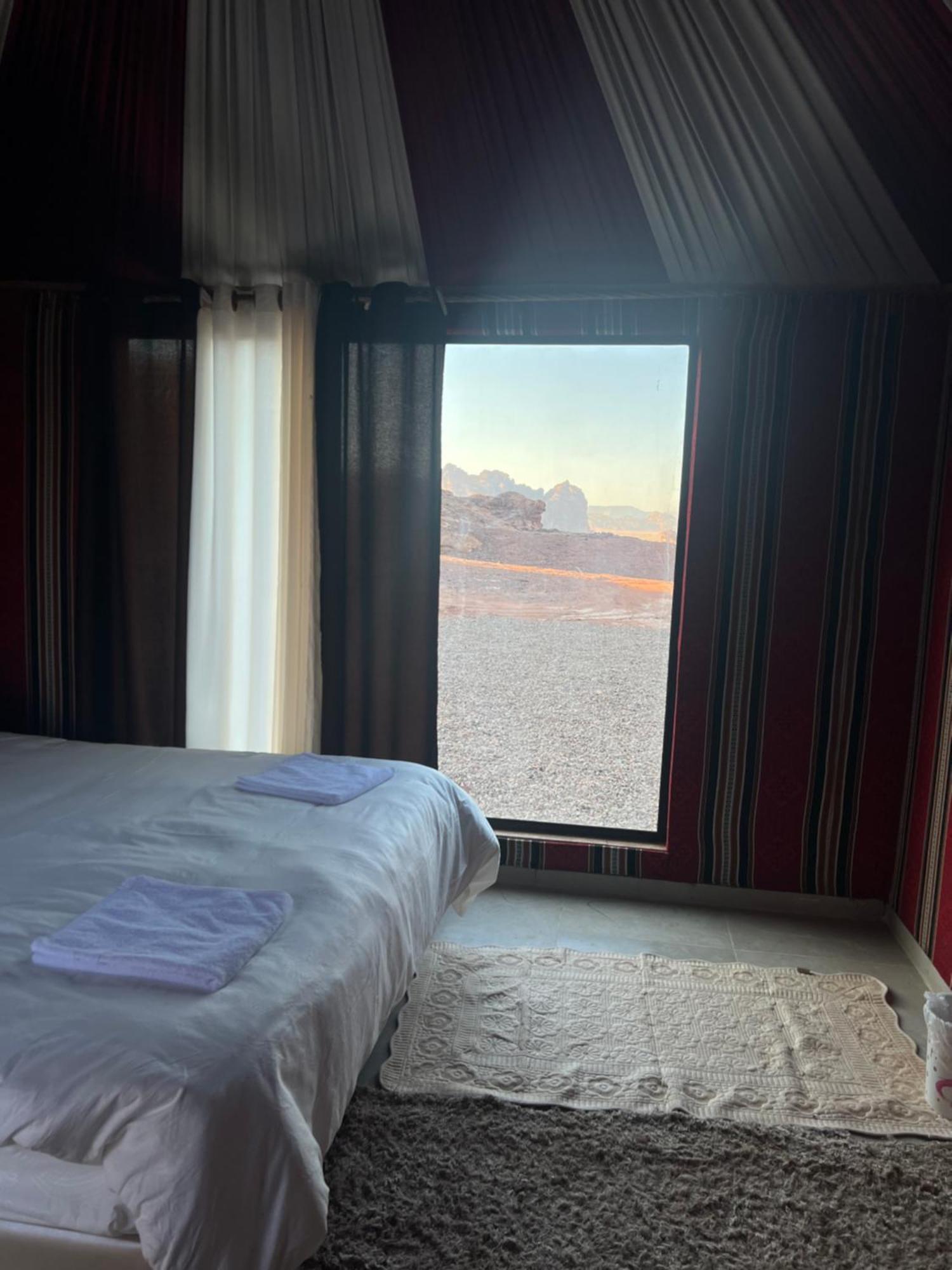 Rum Island Luxury Camp & Bubbles Hotel Wadi Rum Exterior photo