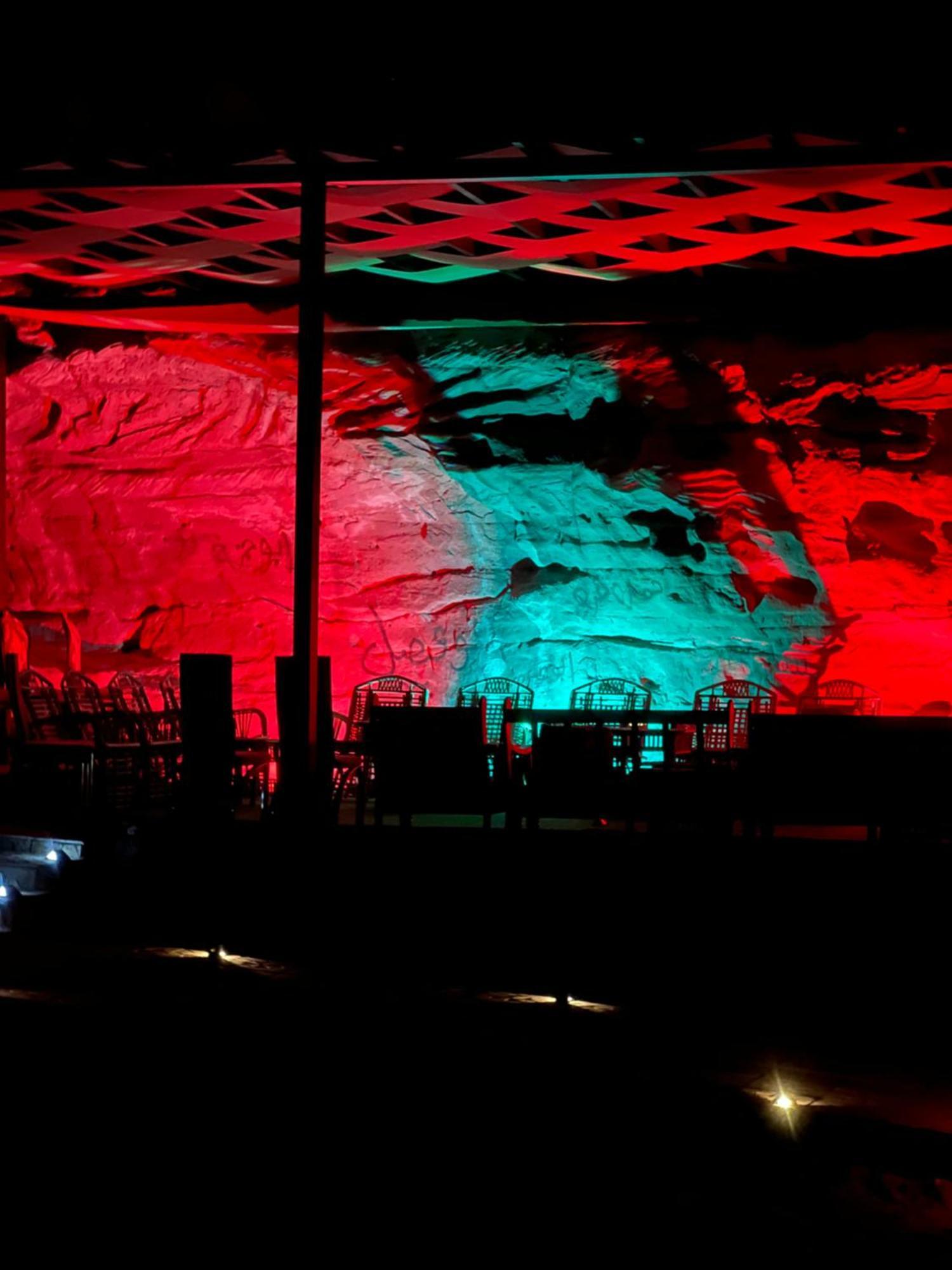Rum Island Luxury Camp & Bubbles Hotel Wadi Rum Exterior photo