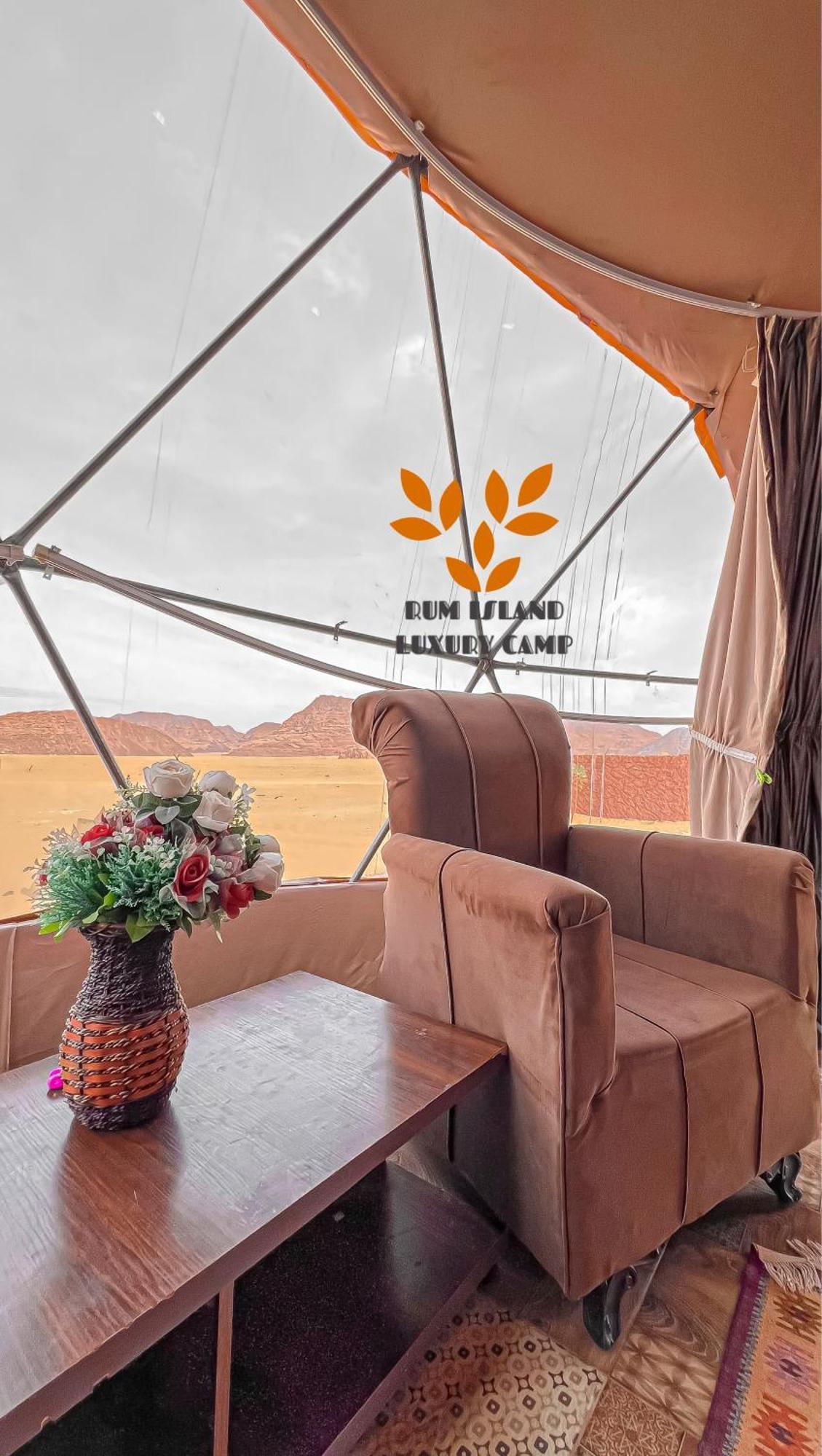 Rum Island Luxury Camp & Bubbles Hotel Wadi Rum Exterior photo
